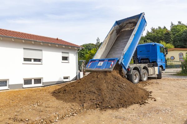 Garden Dirt Delivery in Sun Prairie