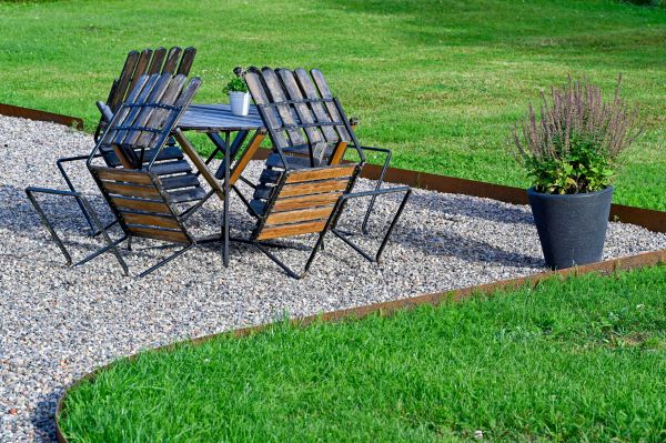 Metal Edging Installation in Sun Prairie