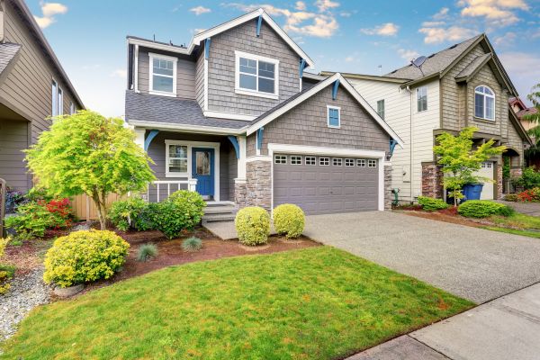 Curb Appeal Landscaping in Sun Prairie